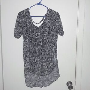 3/$20 Sale H.I.P. Penguin Tail Top